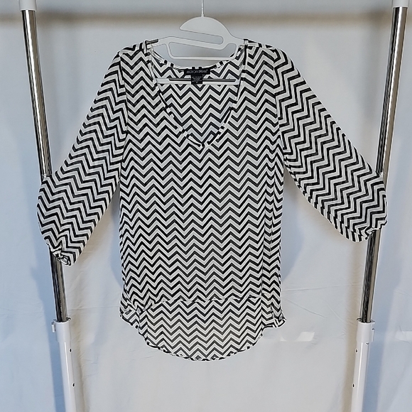 American Dream Tops - American Dream Black and White Zigzag Blouse